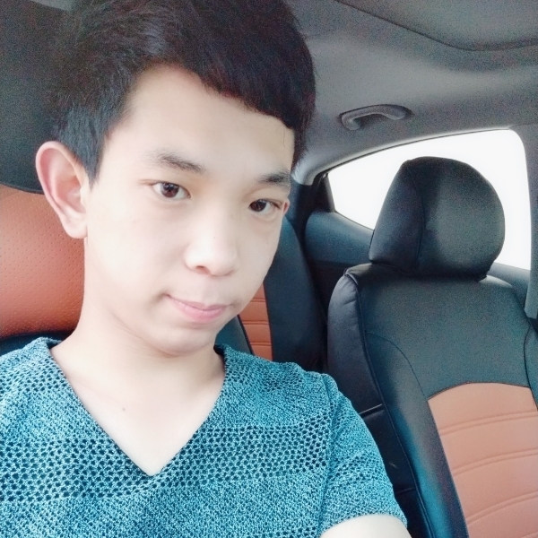 香菇想人陪的照片