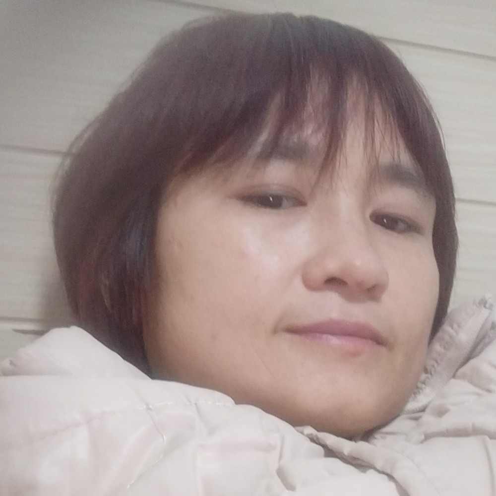 花瓣飘逸的照片