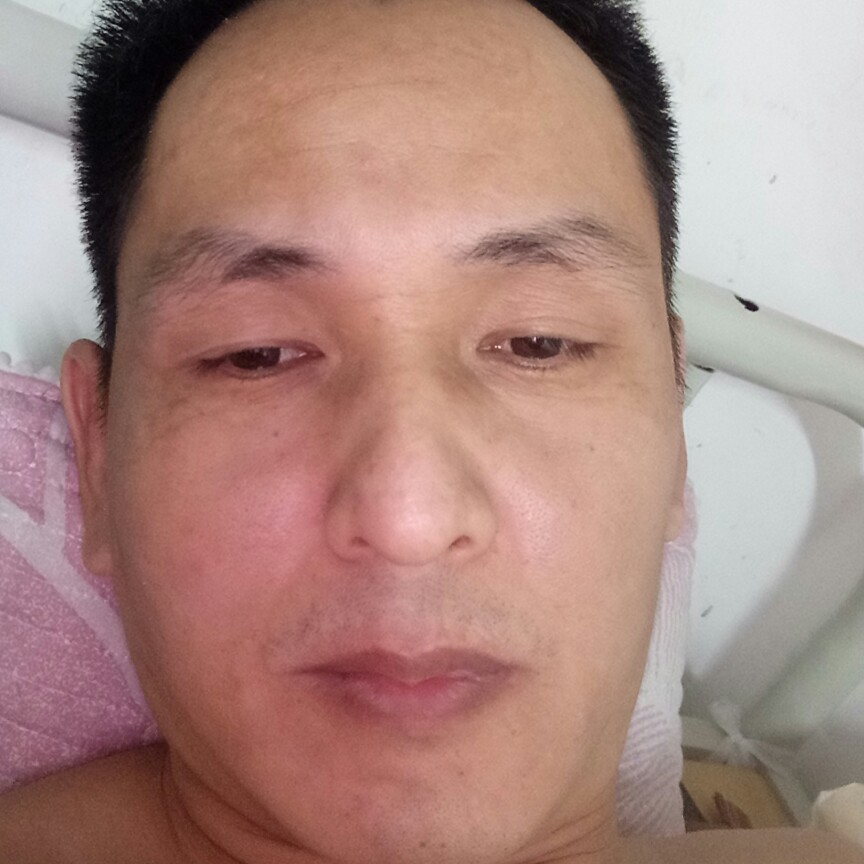 高兴向黑夜的照片