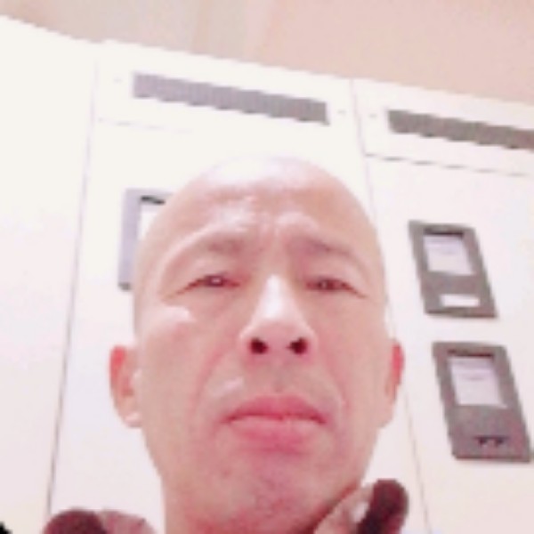 兮颜健壮的照片