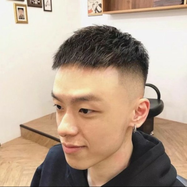 鸡笑深情的照片