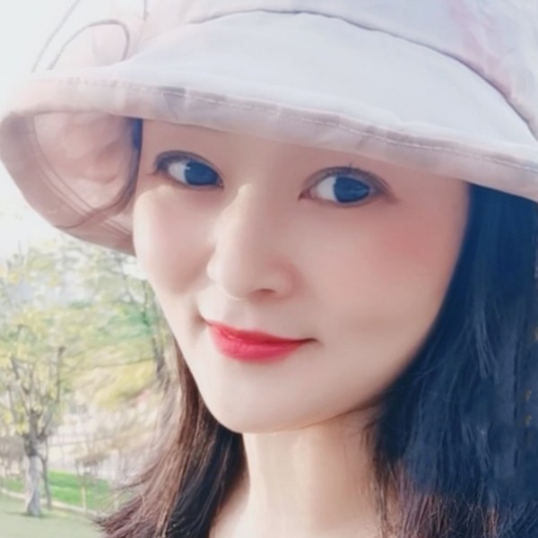 毛豆深拥深情的照片