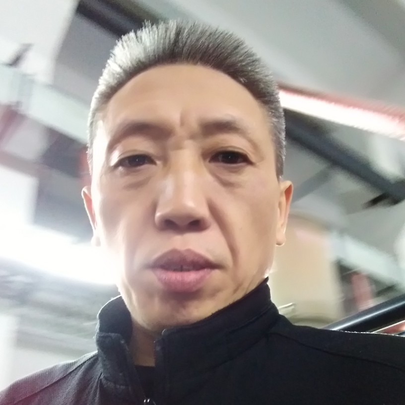 李士平的照片