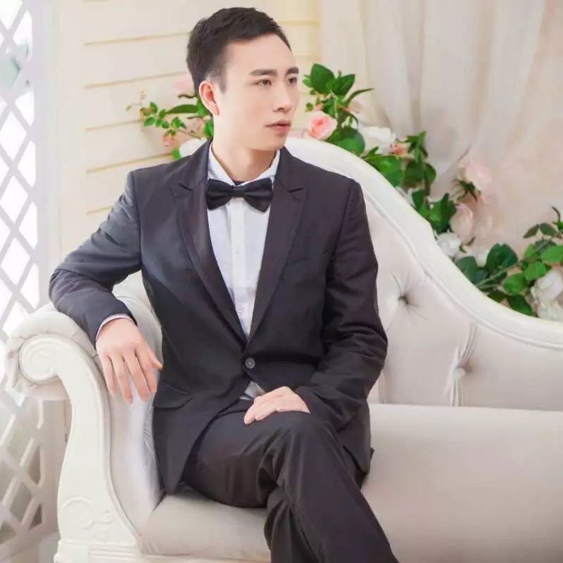 煎蛋請可靠的照片