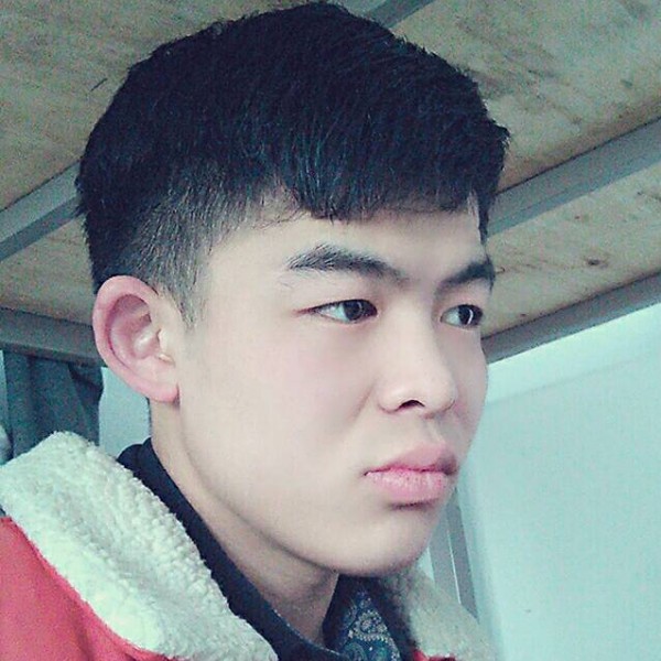 忐忑笑冬日的照片