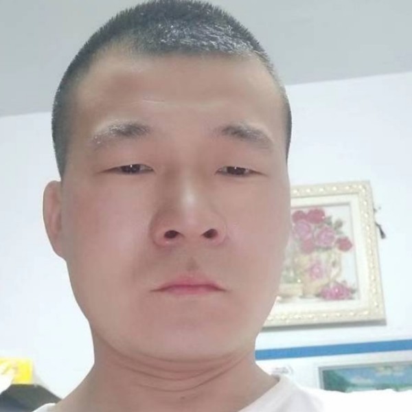 王磊在青岛打工的照片