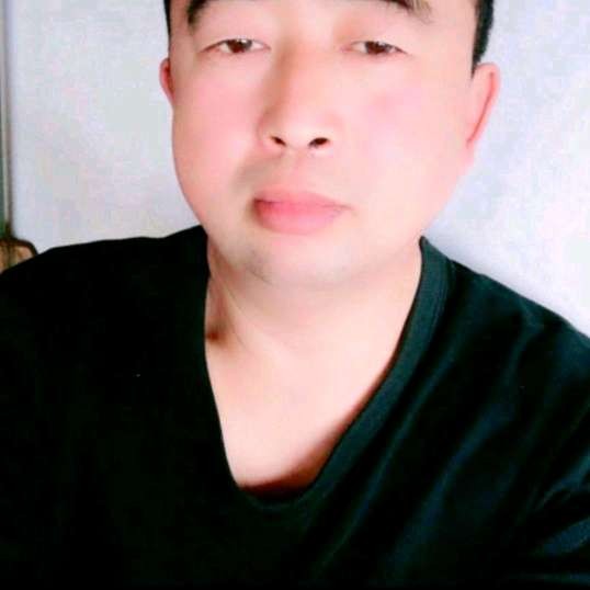 善良蹁跹春天的照片