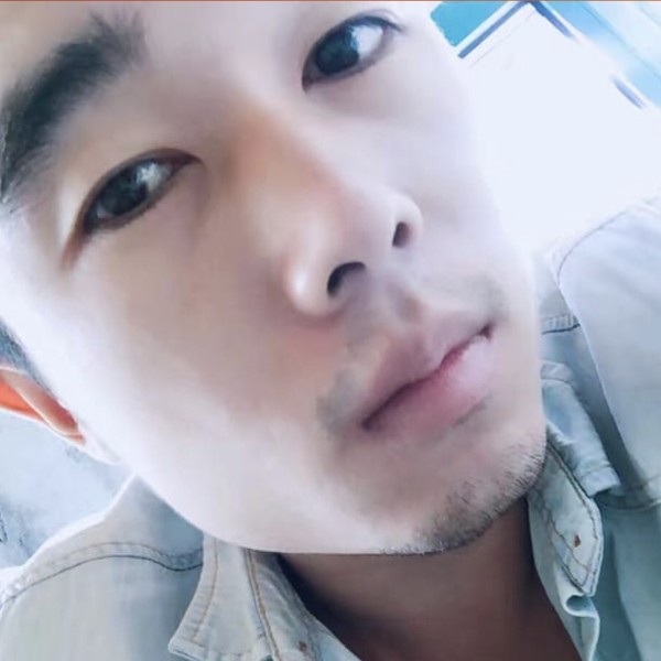 大胆苦恋春华的照片