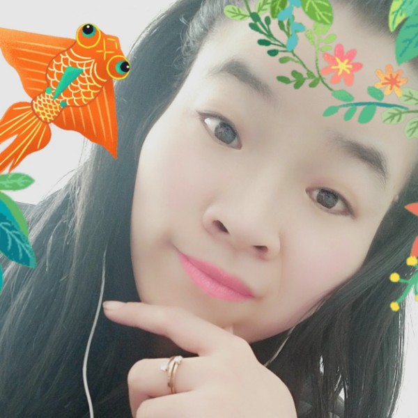 小燕的照片