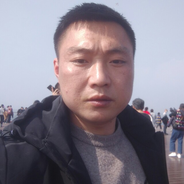 坦率踢缘分的照片