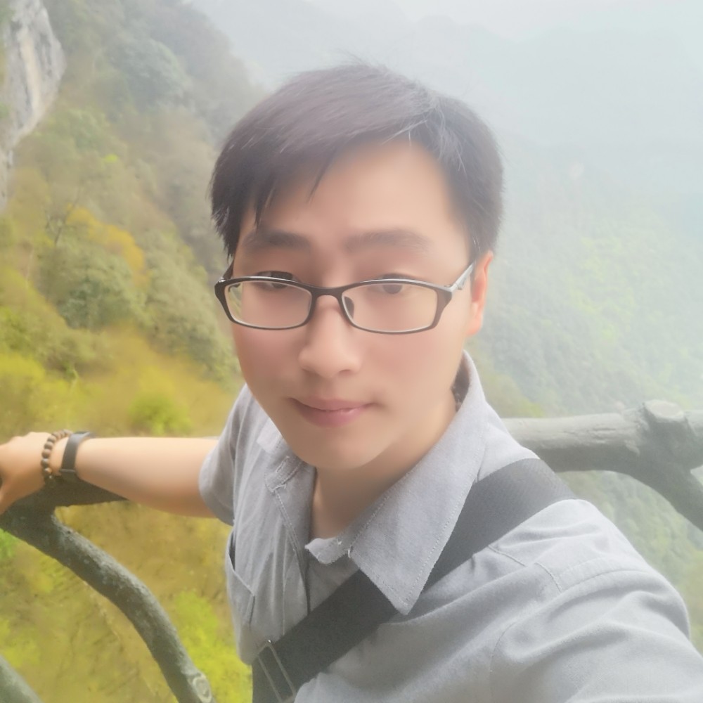浠飯的照片