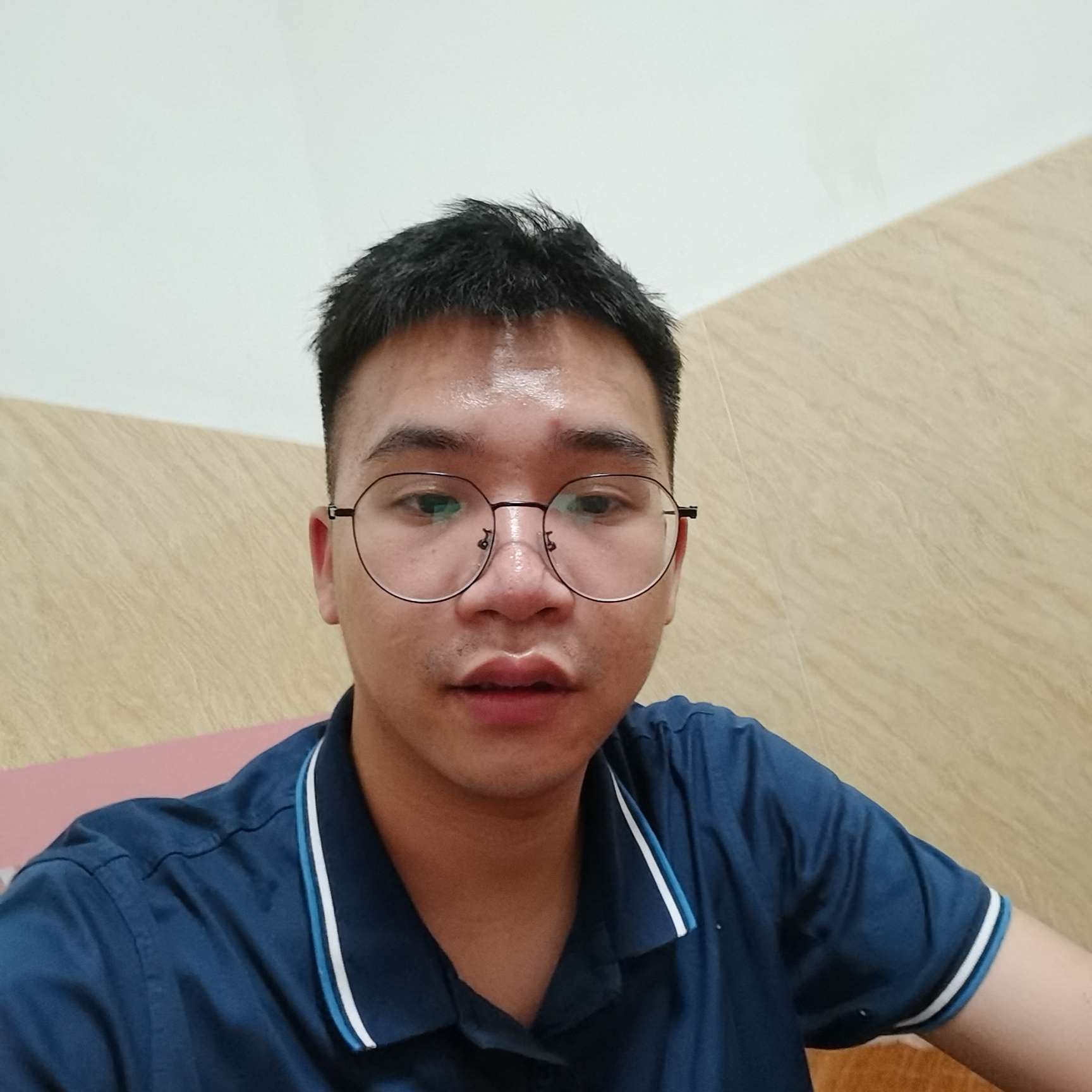 天真保卫裙子的照片