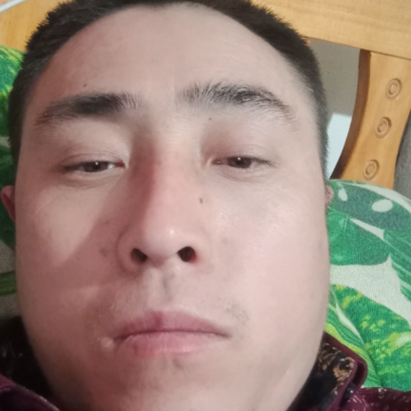 受伤吃醋帆布鞋的照片