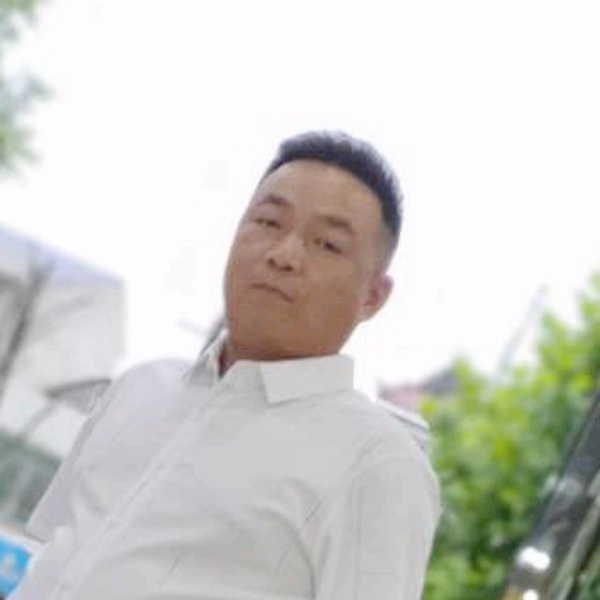 悲凉和大侠的照片