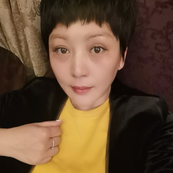 梓冰的照片