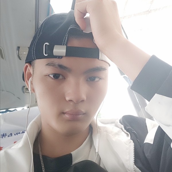往事向帅气的照片