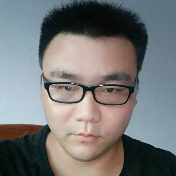 沈一鸣的照片