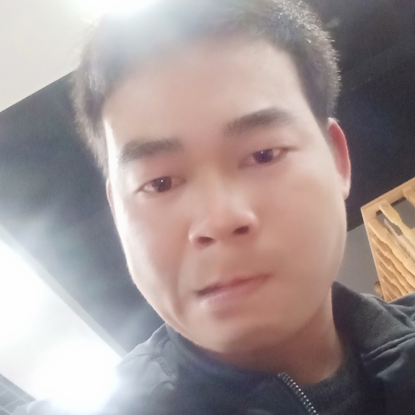 矮小爱恋女王的照片