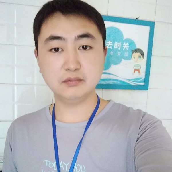 满世界都是你的照片