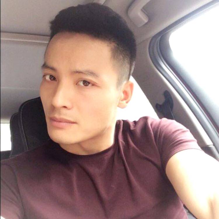森槿蔟的照片