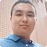 砖头凝眸爱笑的照片
