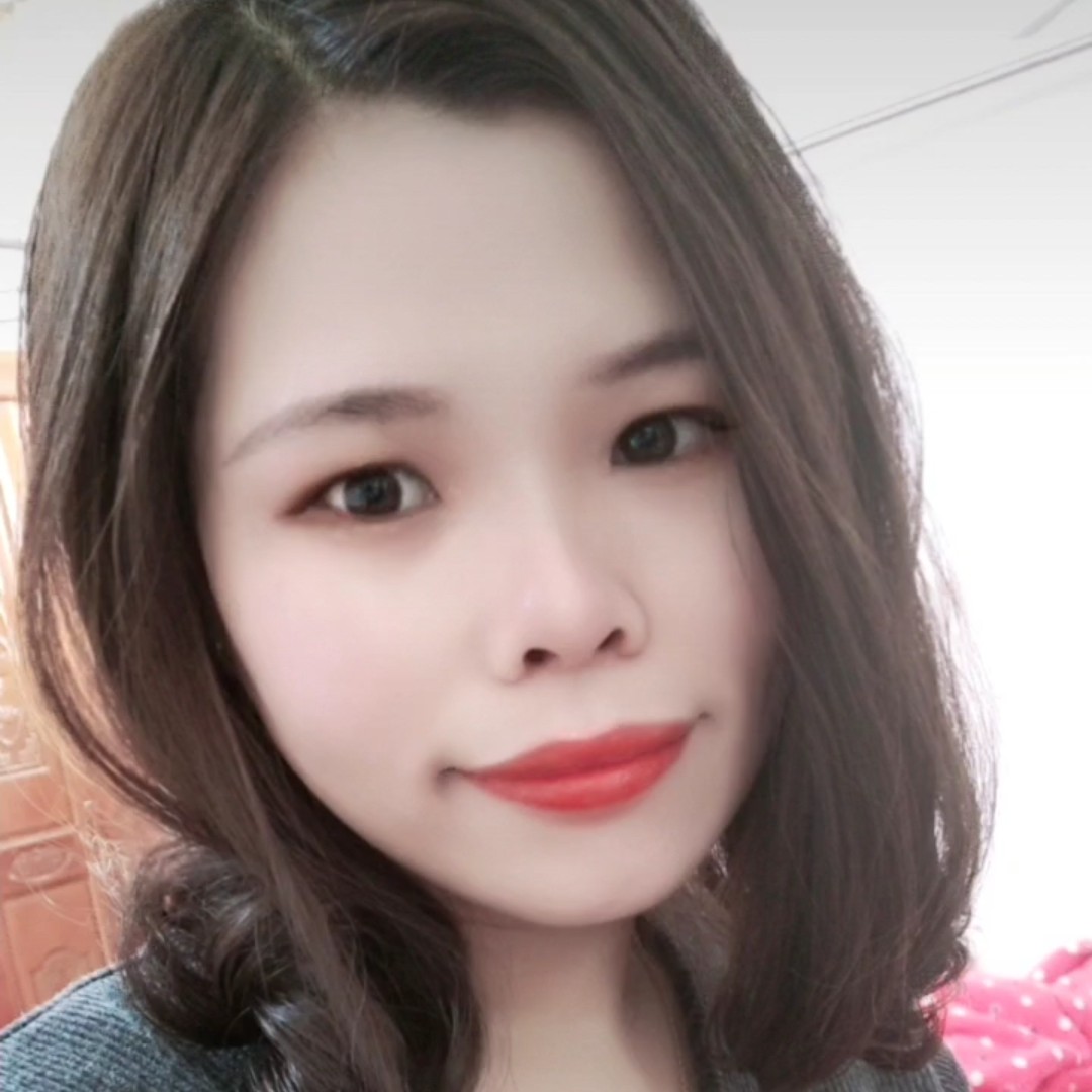 无辜笑琉璃的照片