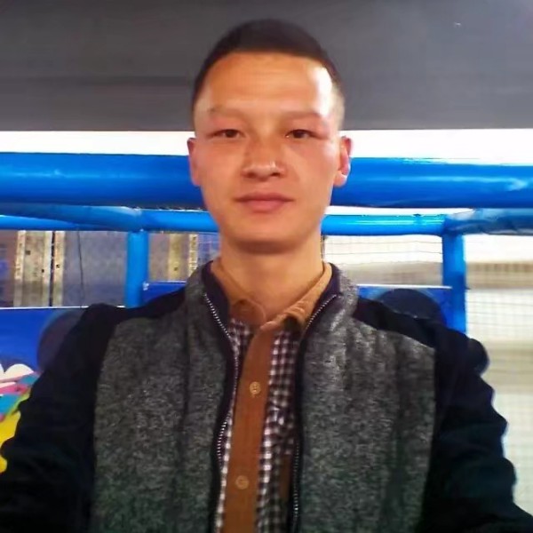 筑梦传奇的照片