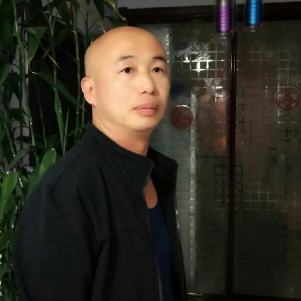陌初凉的照片