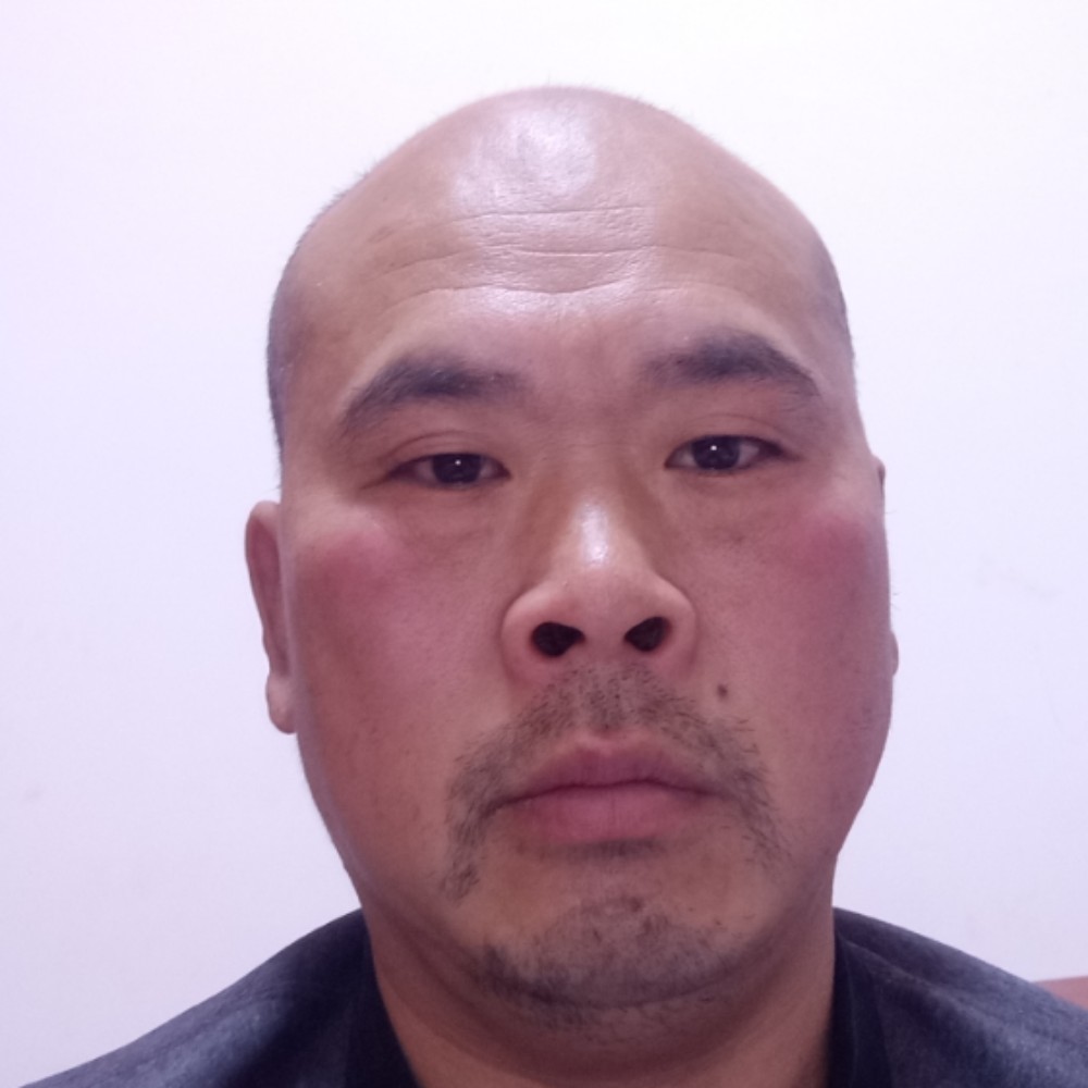 背后魔镜的照片