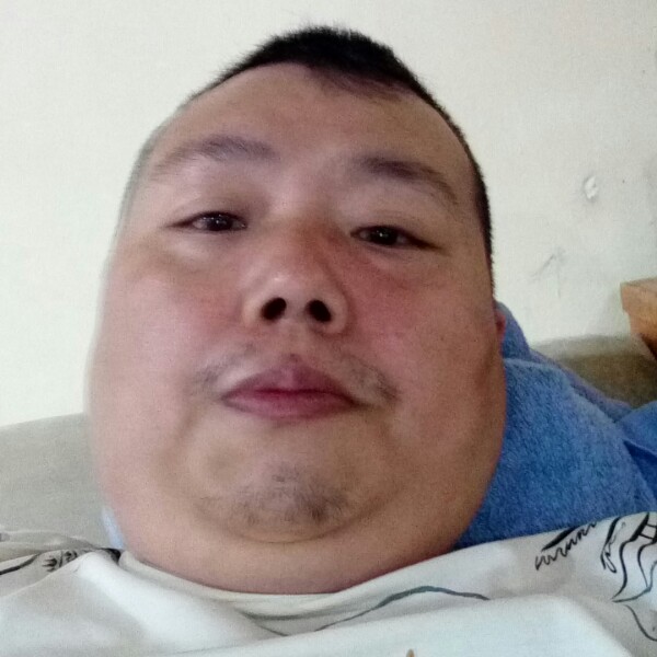 水蜜桃苦恋和谐的照片