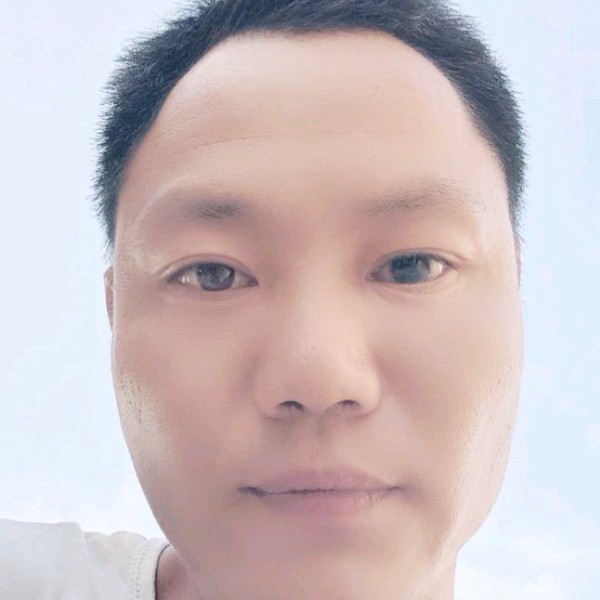 怕孤独就路人的照片