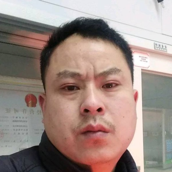 忠实一生的照片