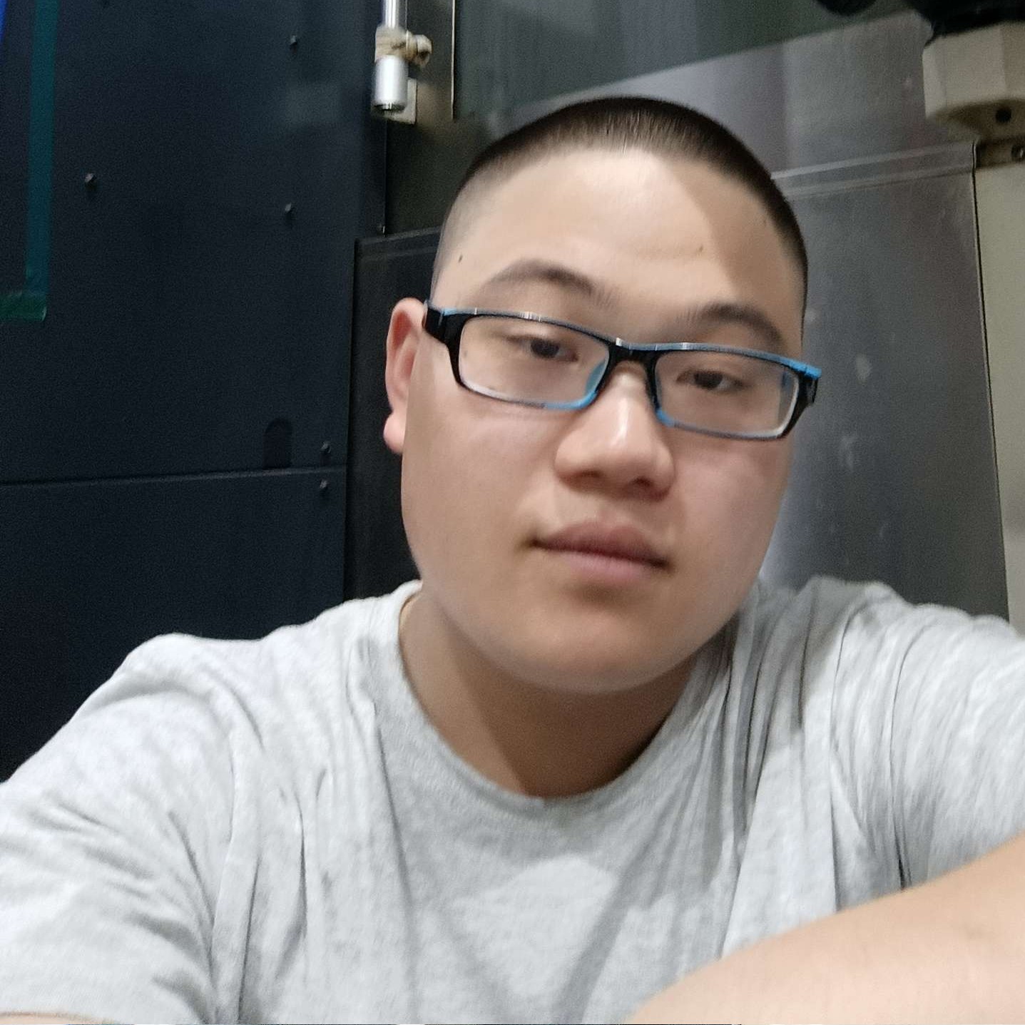 忧心·的照片