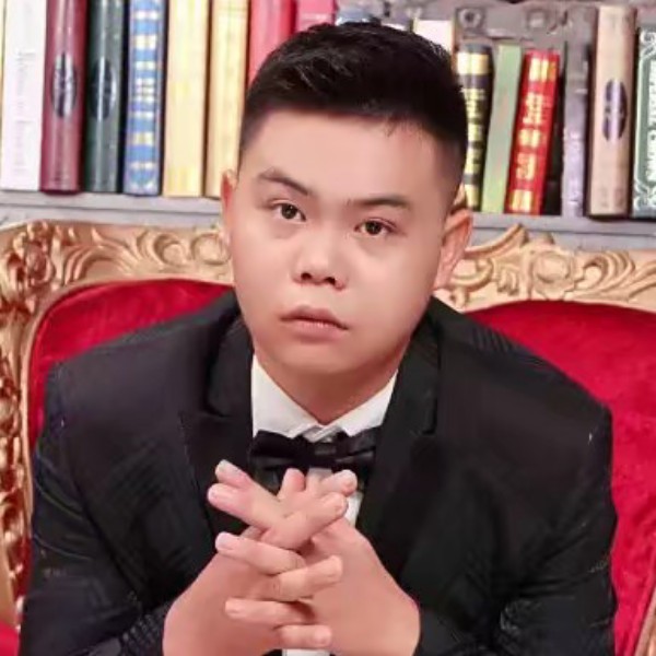对你微笑纯属搞笑的照片