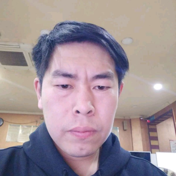 黑夜遇見沉静的照片