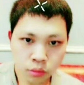 过客的含糊的照片
