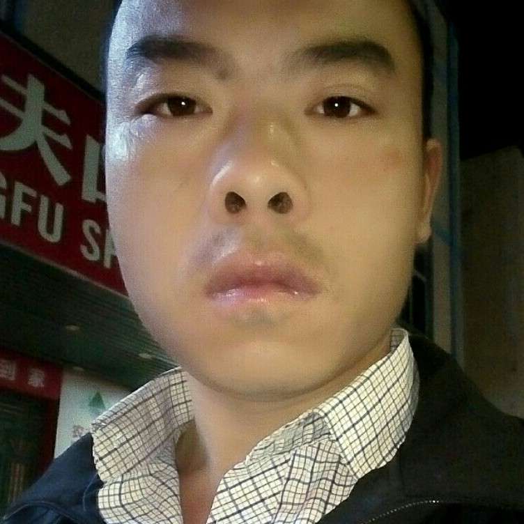 做一个快乐的人的照片