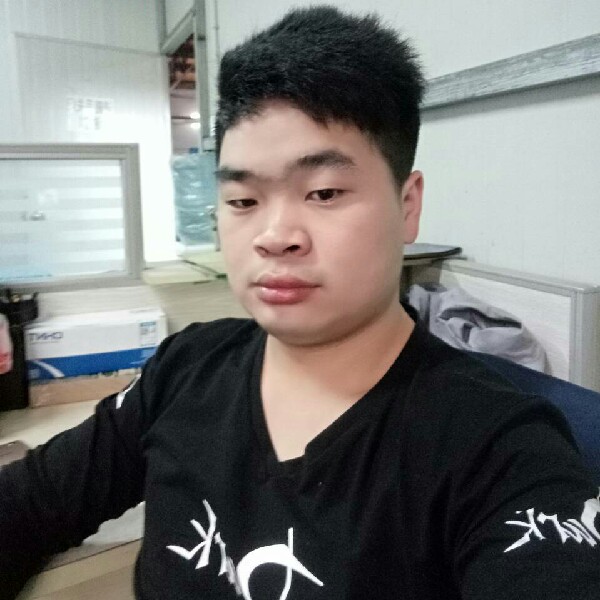 怕黑红酒的照片