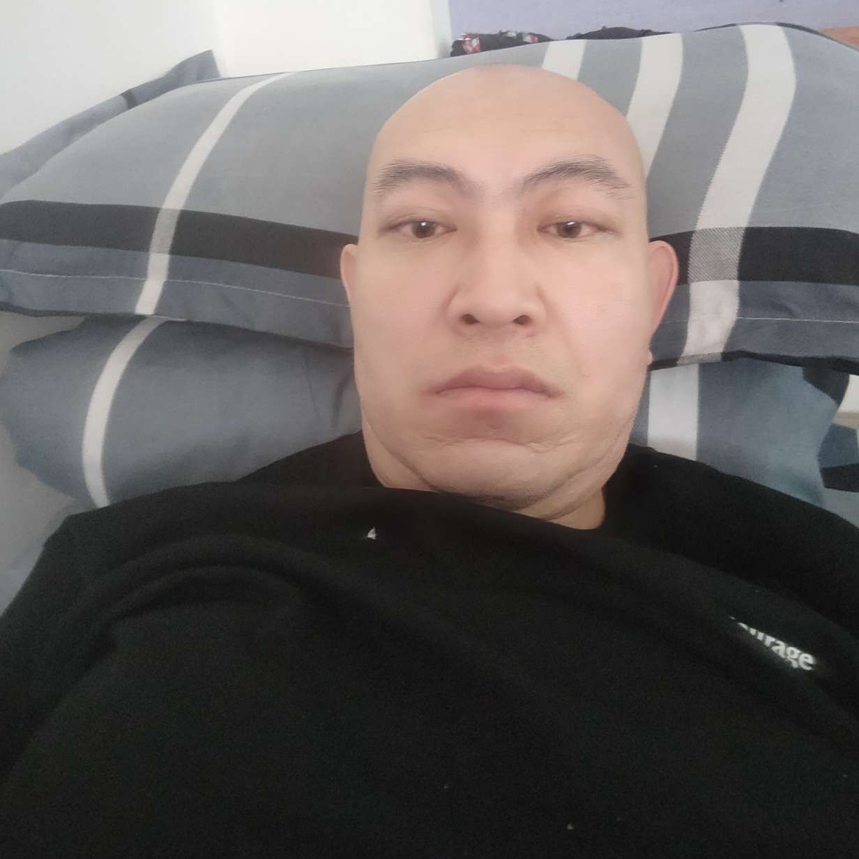 香蕉邂逅枫叶的照片