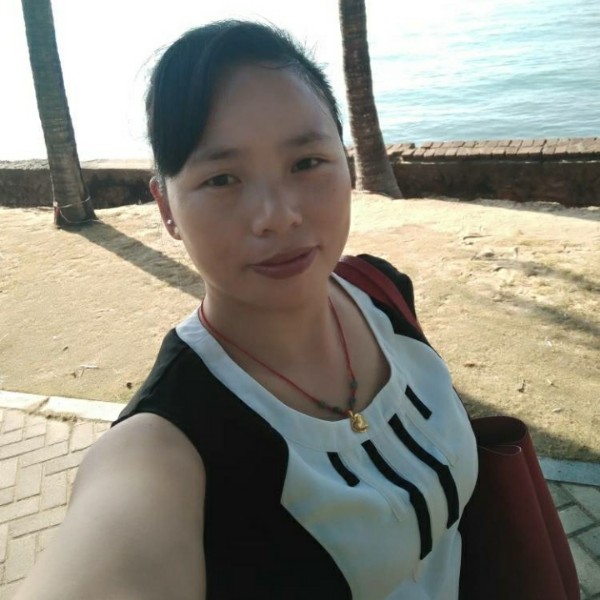 淡然春媱的照片