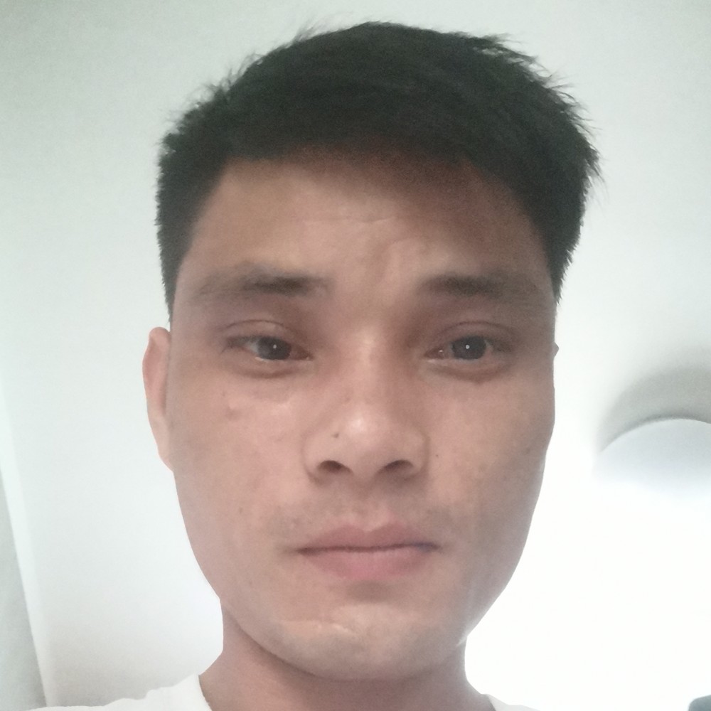 琉璃还冷艳的照片