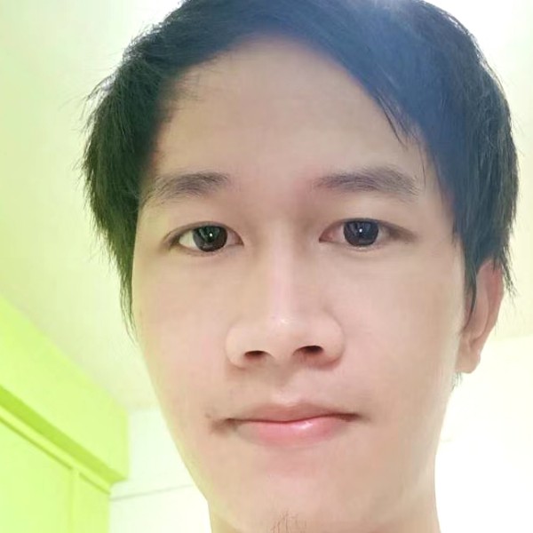 廖君临QE工程师的照片