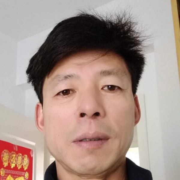 晚霞照人的照片