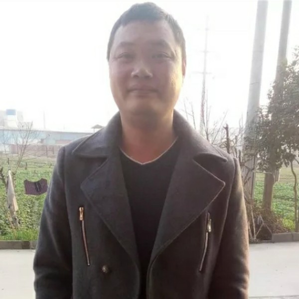 外向离歌的照片