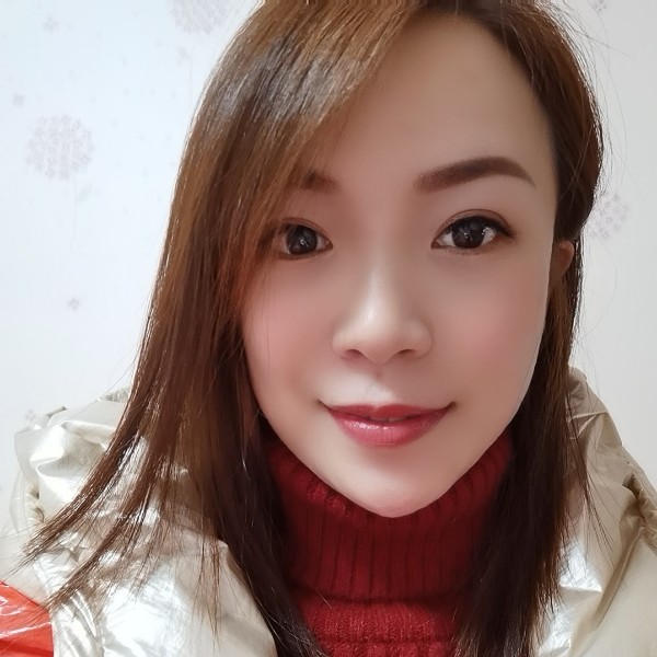 肖三岁的照片