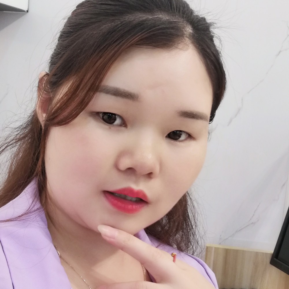 眯眯眼等于路灯的照片