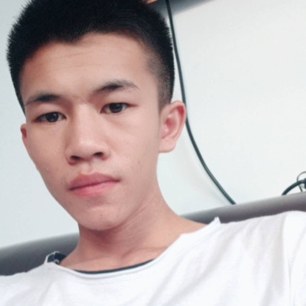 爱听歌羽毛的照片