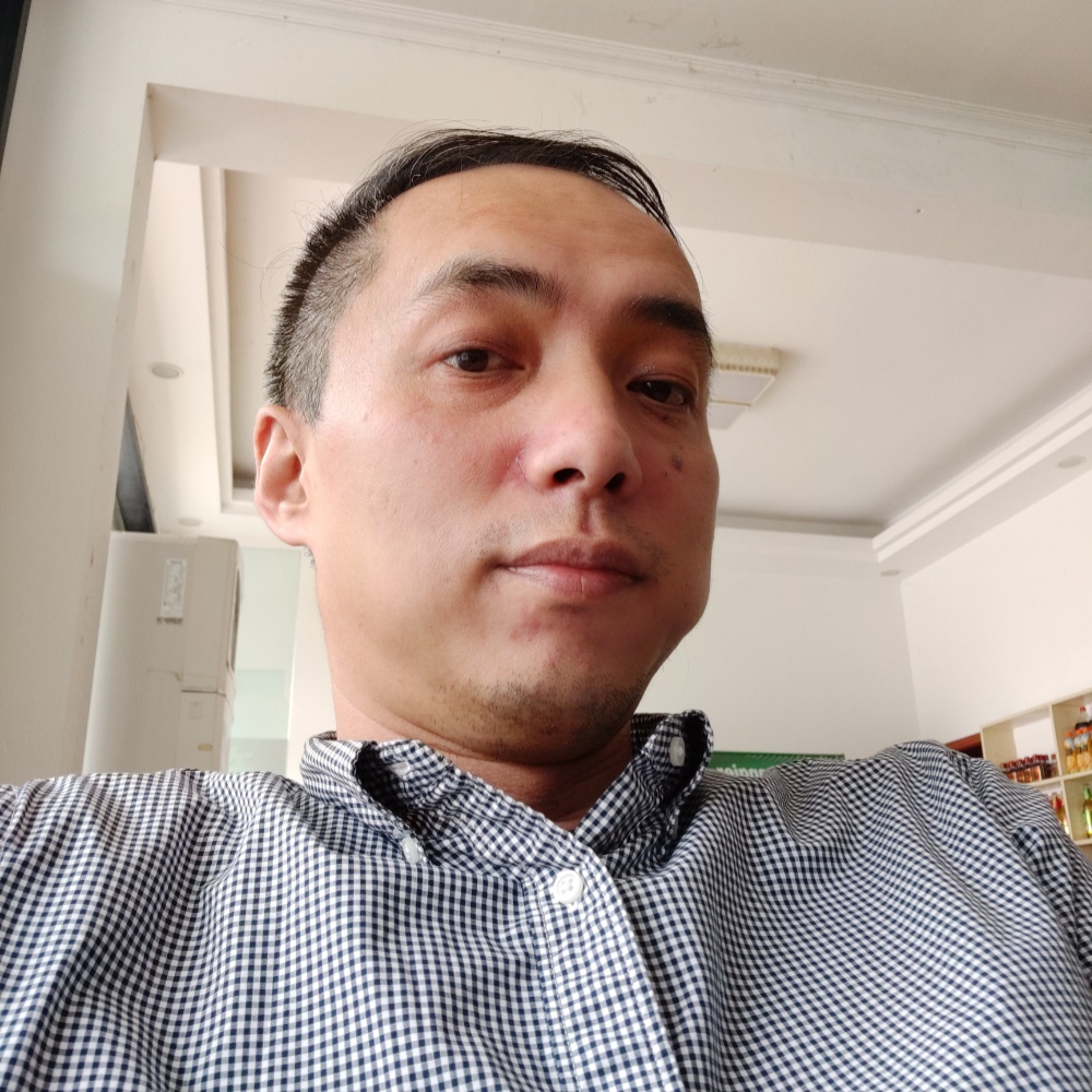 爱吃土豆的男人的照片