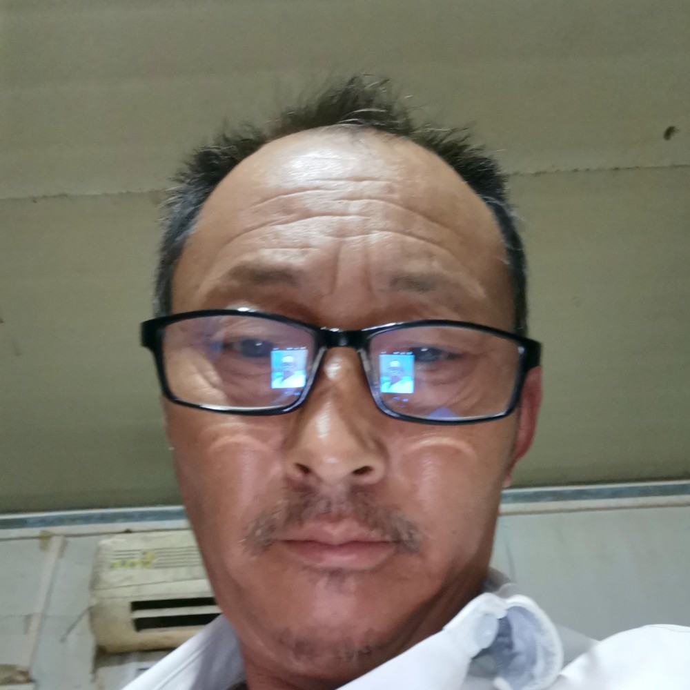 樱桃拾忆整齐的照片