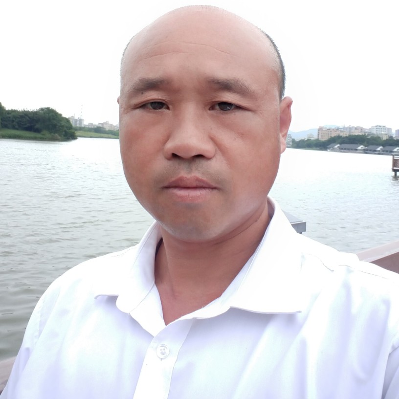 痴情迎水池的照片